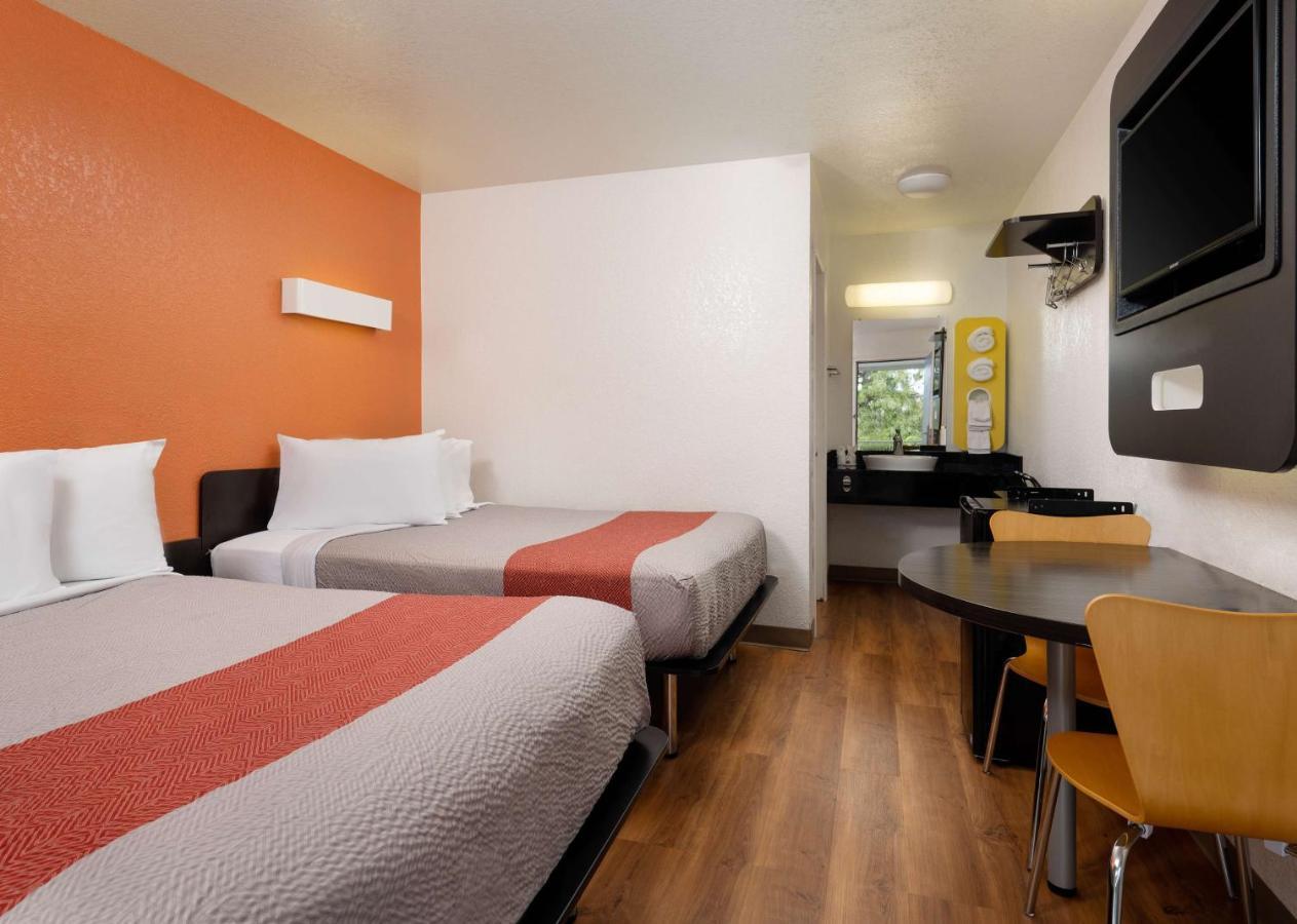 Motel 6-Camarillo, Ca Eksteriør bilde