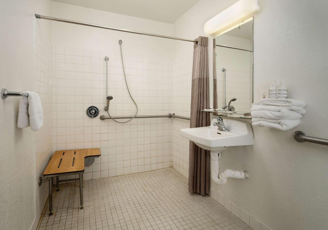 Motel 6-Camarillo, Ca Eksteriør bilde