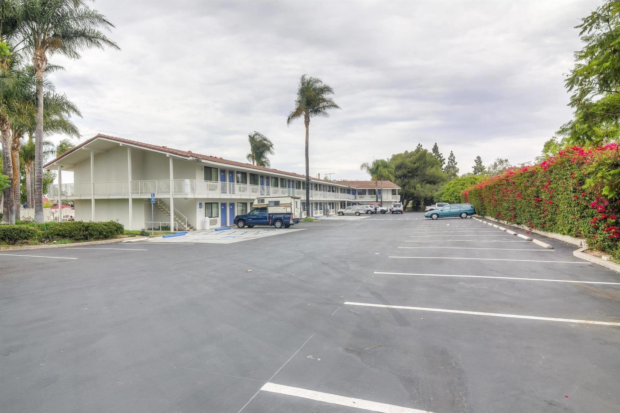 Motel 6-Camarillo, Ca Eksteriør bilde